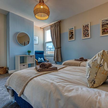 2 Bedrooms Modern, Stunning & Stylish Contractor House, Prime Portsmouth Location With Free Parking Permit, Summer Special Offer!! - By Blue Puffin Stays Exteriér fotografie