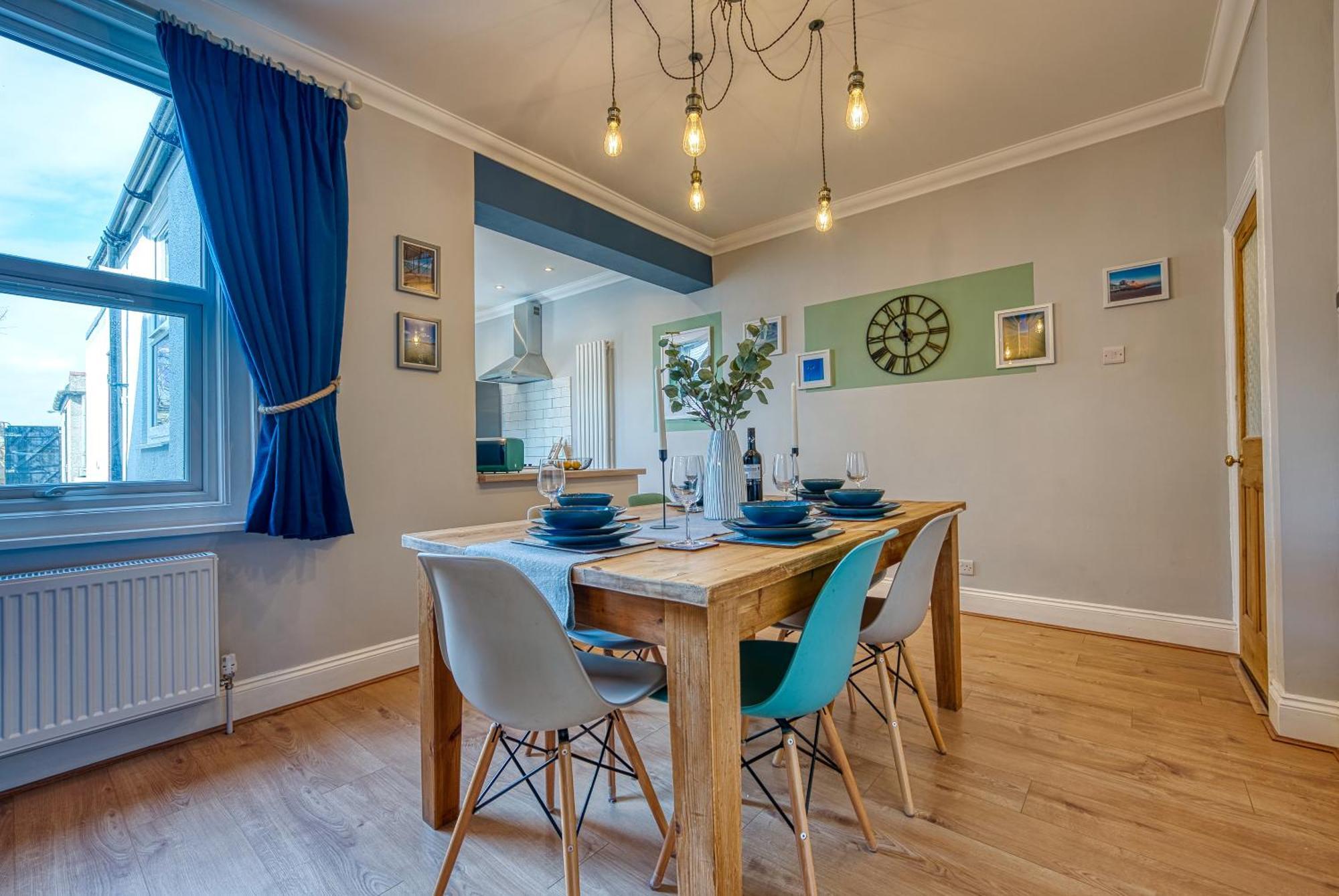 2 Bedrooms Modern, Stunning & Stylish Contractor House, Prime Portsmouth Location With Free Parking Permit, Summer Special Offer!! - By Blue Puffin Stays Exteriér fotografie