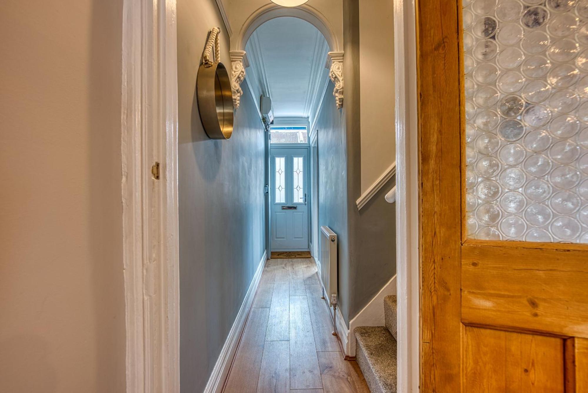 2 Bedrooms Modern, Stunning & Stylish Contractor House, Prime Portsmouth Location With Free Parking Permit, Summer Special Offer!! - By Blue Puffin Stays Exteriér fotografie