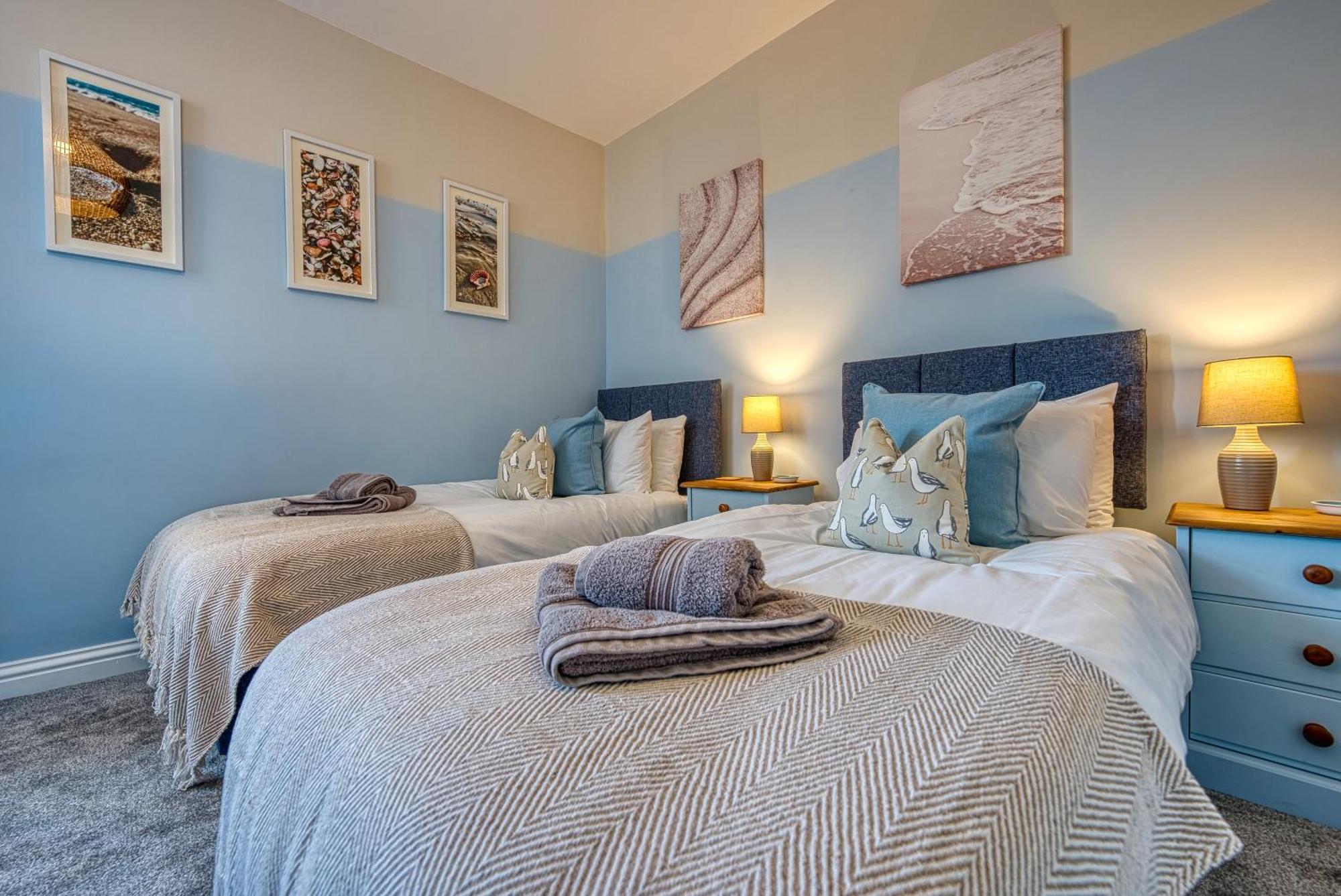 2 Bedrooms Modern, Stunning & Stylish Contractor House, Prime Portsmouth Location With Free Parking Permit, Summer Special Offer!! - By Blue Puffin Stays Exteriér fotografie
